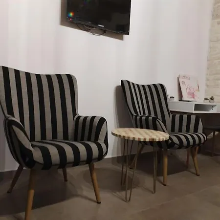 Studio Apartman Filip Bale